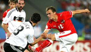 Erwin Hoffer unterschrieb 2009 einen Vertrag bei Napoli, setzte sich dort aber nie durch, wurde an Kaiserslautern und Frankfurt verliehen und landete über Düsseldorf und Karlsruhe in Belgien bei KFCO Beerschot.