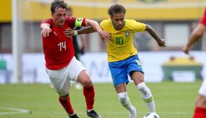 BBC (England): "Tite wollte gegen ein eng stehendes Team testen, das den defensivstarken Schweizern (WM-Auftaktgegner Brasiliens, Anm.) am nächsten kommt. Er wird zufrieden sein, dass die Selecao diese Aufgabe gut absolviert hat."