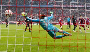Eins von vielen schönen Toren: Müller trifft aus dem Hinterhalt zum 5:0 für die Bayern