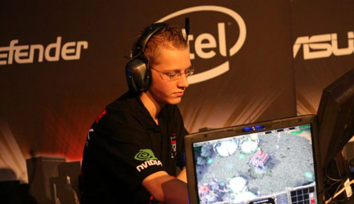 XlorD baute in Warcraft 3 die Tabellenführung aus