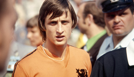 Johan Cruyff: Der beste Fußballer, den die Niederlande je gesehen hat. Seine Tempodribblings waren seiner Zeit in den 70ern meilenweit voraus