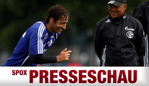 Schalke-Coach Felix Magath (r.) hat Respekt vor Raul - mehr Zuneigung bekommt er dennoch nicht