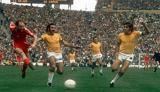 LEGENDE: Grzegorz Lato beim goldenen Tor gegen Brasilien 1974 - Polen wurde dadurch WM-Dritter
