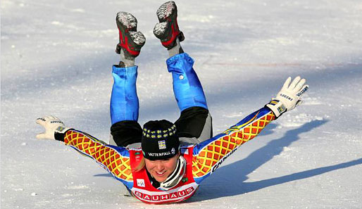 18. Februar: Anja Pärson beendet die Alpine Ski-WM mit 3 Gold-, 1 Silber- und 1 Bronzemedaille. Und das nach einer schweren Knieverletzung