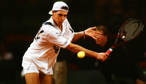 1993 erreichte Marc-Kevin Goellner in Paris das Viertelfinale - und junge Tennisfans trugen ihre Kappe verkehrt herum. Die Mode fand schnell ein Ende
