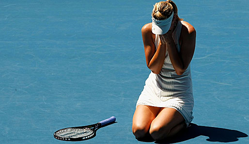 Scharapowas Kniefall nach ihrem Finalsieg über Ana Ivanovic.