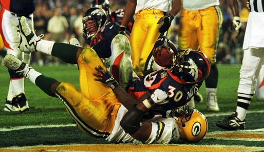Packers gegen Broncos 1998: Trotz Migräne erläuft Terrell Davis (Nr. 30) drei Touchdowns für die Broncos und entscheidet das Spiel 1:45 Minuten vor Schluss