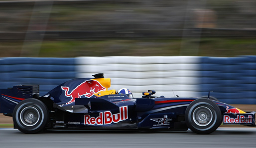 Red Bull Racing, Launch, Präsentation, RB4, Jerez, David Coulthard, Mark Webber