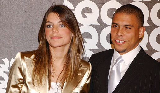 Bis 2005 sah man ihn mit dem brasilianischen Model Danielle Ciccarelli. Die geplante Hochzeit, zu der er alle Spieler von Real Madrid einlud, platzte jedoch