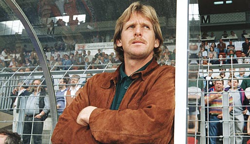 Der wohl prominenteste Coach des am 21. Februar 1948 gegründeten Vereins war Bernd Schuster. Für ihn war es 1997/1998 die erste Trainerstation