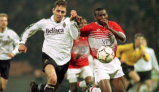 Nach Kölns Abstieg 1998 und Gladbachs 1999 gab es das Derby in der Saison 1999/2000 erstmals in der 2. Liga