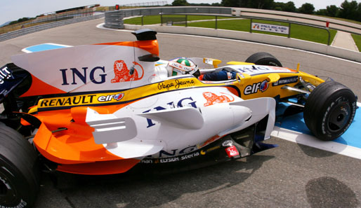 Testfahrer Lucas di Grassi experimentierte zudem mit vielen neuen Teilen speziell für den Monaco-GP und unterschiedlichen Set-Ups