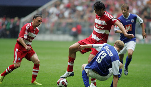 1. Spieltag: Vorhang auf für die neuen Bayern! Ribery und Toni verzaubern die Liga von Beginn an, Toni erzielt gegen Rostock gleich sein erstes von 24 Toren