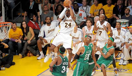 Spiel 5: Los Angeles Lakers - Boston Celtics 103:98 (Playoff-Stand: 2-3)