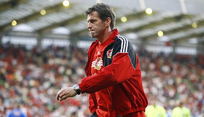 Der Abgang: Am Ende der Saison 2007/08 wurde Skibbe überraschend in Leverkusen entlassen