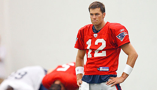 Absolut motiviert dürften die New England Patriots nach der Final-Pleite sein. Ob QB Tom Brady gerade an die verpasste Perfect Season denkt?