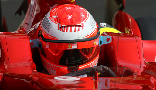 Testfahrten: Michael Schumacher ist zurück. Als Testfahrer im Ferrari...
