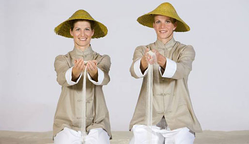 Okka Rau (l.) und Stefanie Pohl sind das zweite starke deutsche Damen-Duo in Peking