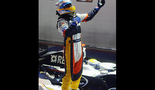 Der erste Saisonsieg für den Renault-Piloten - und der erste Sieg für Renault seit Japan 2006
