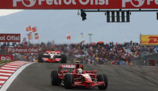 Türkei-GP: Massa dominiert in Istanbul zum dritten Mal in Folge. Hamilton kommt direkt hinter dem Brasilianer ins Ziel. WM-Stand: Hamilton - Massa 28:28