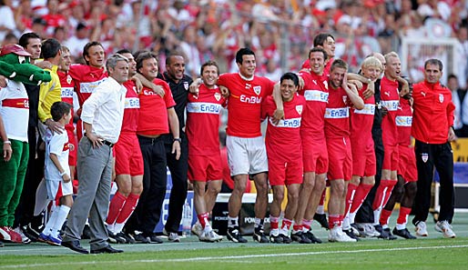 Mit einem 2:1-Heimsieg am letzten Spieltag gegen Energie Cottbus sicherte sich der VfB dann völlig überraschend die Meisterschaft 2007