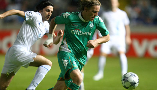 Anorthosis Famagusta - Werder Bremen 2:2: Clemens Fritz (re.) auf der rechten Außenbahn