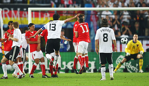 16.06.2008, GER - AUT 1:0 (EM): Michael Ballack erlöst Deutschland mit seinem fulminantem Freistoß-Treffer zum 1:0