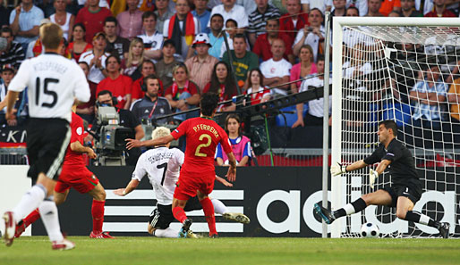19.06.2008, GER - POR 3:2 (EM): Viertelfinale gegen Portugal: Bastian Schweinsteiger bringt Deutschland mit 1:0 in Führung