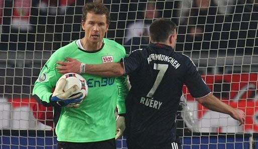 Die Bayern konnten es sich sogar leisten, einen Elfmeter zu verschießen. Ribery lupfte den Ball Lehmann in die Arme