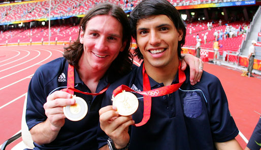 Die Gold-Jungs Messi und Aguero. Der Mann rechts erklärt heute, er wolle gerne bei Atletico bleiben - und nicht zu Inter wechseln