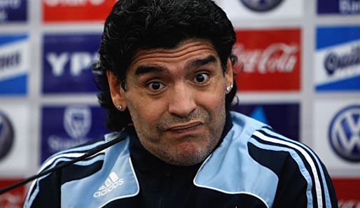 Maradona ist der Meinung, Sergio Agüero würde gut zu Inters Ibrahimovic passen