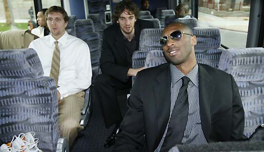 Der Bus des Westens rollt an: Dirk, Pau und Kobe
