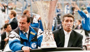 Mit dem UEFA-Pokal-Sieg 1997 wurde Stevens unsterblich. Er wurde auch zu Schalkes Trainer des Jahrhunderts gewählt