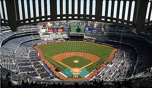 Die Innenansicht der neuen Baseball-"Kathedrale". Ihr erstes Saisonspiel in ihrem neuen Zuhause bestritten die Yankees am 16. April gegen die Cleveland Indians