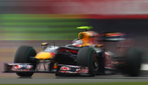Sebastian Vettel war sogar für die Fotografen zu schnell. In den ersten Runden machte er pro Umlauf eine Sekunde auf die Konkurrenz gut - überragend