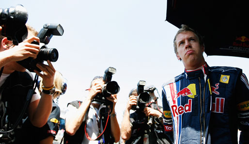 Auch Sebastian Vettel kann sich über seinen dritten Platz nicht richtig freuen