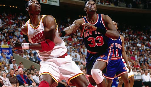 Defense pur gab es dafür 1994. In sieben knüppelharten Spielen setzte sich Hakeem Olajuwon mit den Houston Rockets gegen Patrick Ewings New York Knicks durch