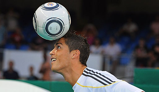 Er will doch nur spielen - so glücklich und ausgelassen wie in den wenigen Sekunden am Ball wirkte Ronaldo den ganzen Abend nicht