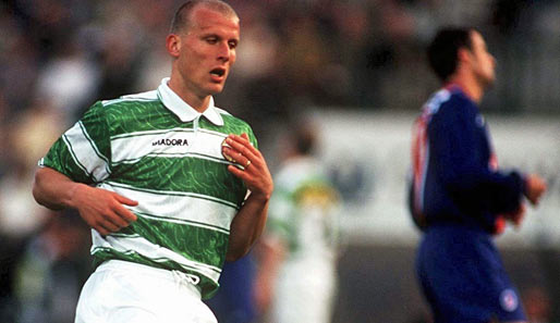 1995/1996 spielte er für Rapid Wien. Sieben Tore bei 27 Einsätzen in der österreichischen Bundesliga