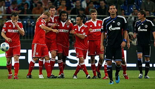 T-Home-Cup, FC Bayern München, Schalke 04, VfB Stuttgart, Hamburger SV