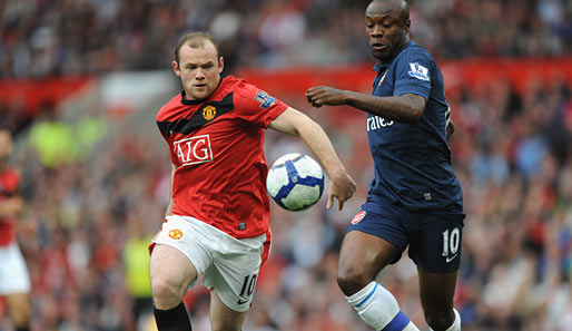 Manchester United - FC Arsenal 2:1: Duell der Zehner - Wayne Rooney gegen Gunner William Gallas