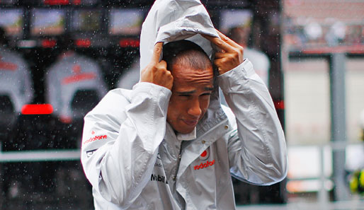 Heftiger Regen setzte ein und schlug Weltmeister Lewis Hamilton in die Flucht