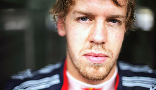 Nicht erschrecken, das ist nur Sebastian Vettel. Er lässt sich in bester Playoff-Manier einen Bart stehen, bis er keine WM-Chancen mehr hat