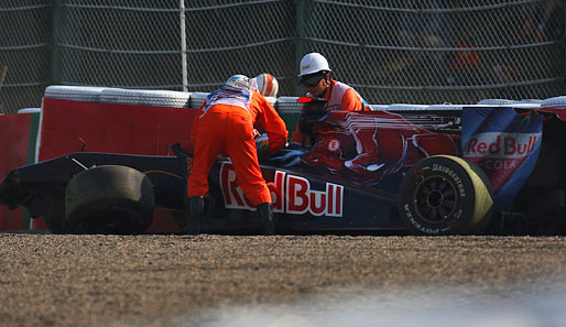 Generell hatte die Red-Bull-Familie die Seuche. Nach Webber flogen auch Sebastien Buemi und Jaime Alguersuari ab