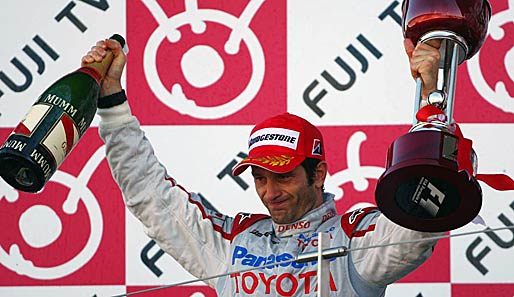 Nach Glocks Startverzicht hielt Jarno Trulli bei Toyotas Heimrennen die Flagge der Japaner hoch. Starkes Rennen des Italieners - Platz 2!
