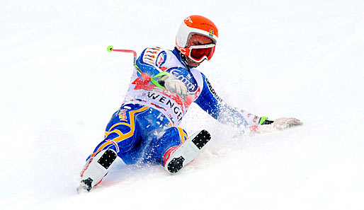 Beim Traing des Ski-Weltcups der Männer im schweizerischen Wengen fur Patrik Jearbyn den Berg auf Nummer sicher ohne Ski herunter