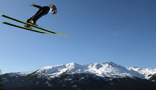 Die Skispringer flogen am Samstag wieder - diesmal von der Großschanze. Für Gregor Schlierenzauer gab's erneut Bronze