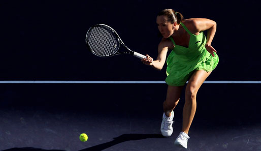 Volle Konzentration: Jelena Jankovic bei den BNP Paribas Open in in Inian Wells