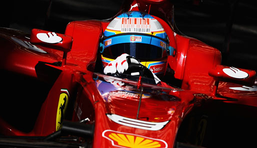 Eine Umgebung, die Fernando Alonso offenbar beflügelte. Der Spanier war in seinem Ferrari beim Training der schnellste Fahrer