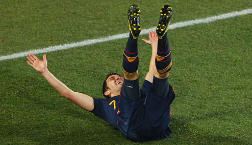 David Villa feiert sein Siegtor im WM-Viertelfinale gegen Paraguay. Villas Karriere fing schon vor zehn Jahren an